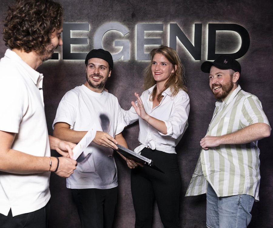 Guillaume Pley et l’équipe LEGEND en pleine création